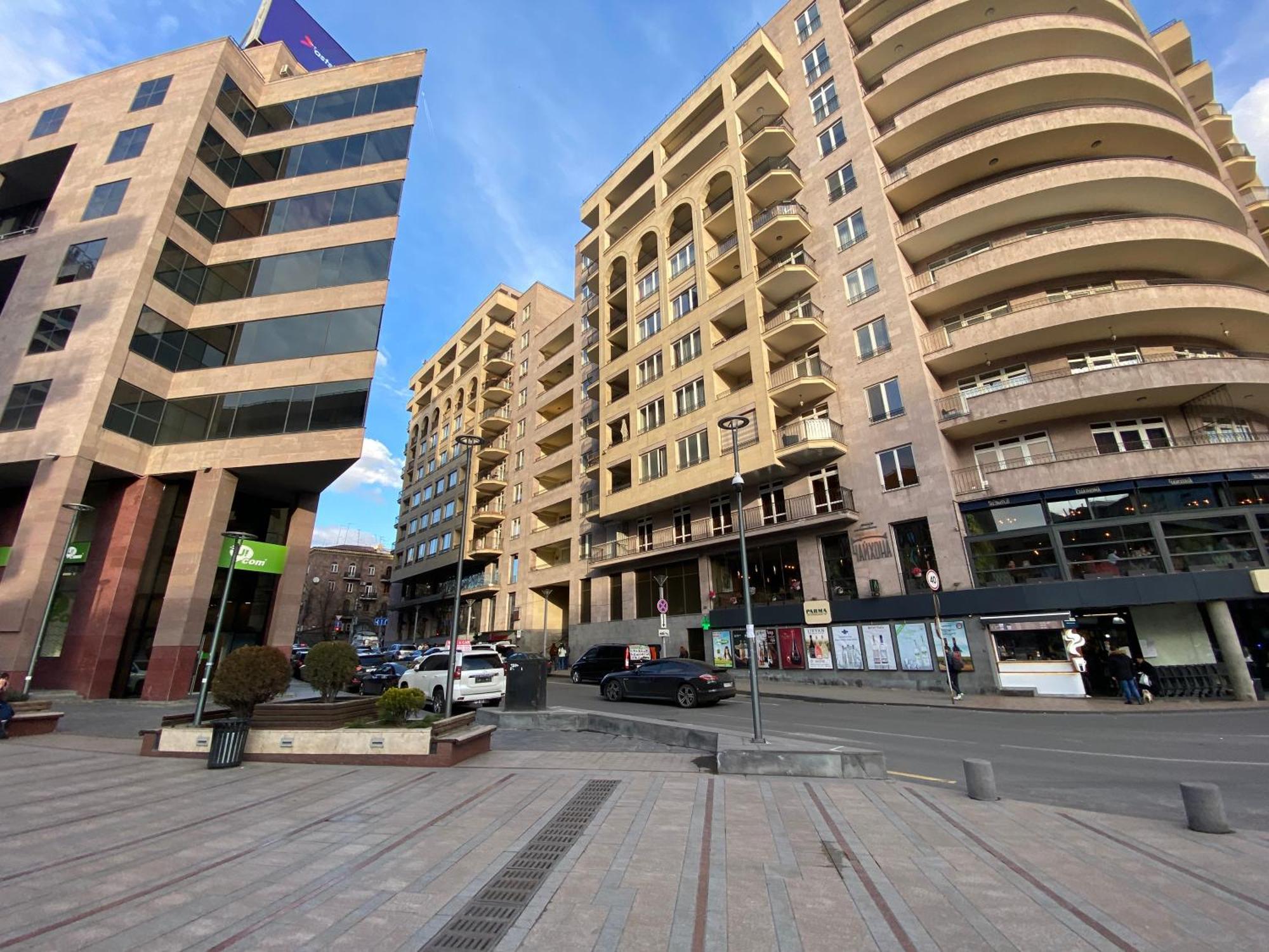 Northern Avenue, 2 Bedrooms Beautiful, New Renovated Apartment Hh35 Yerevan Exterior photo