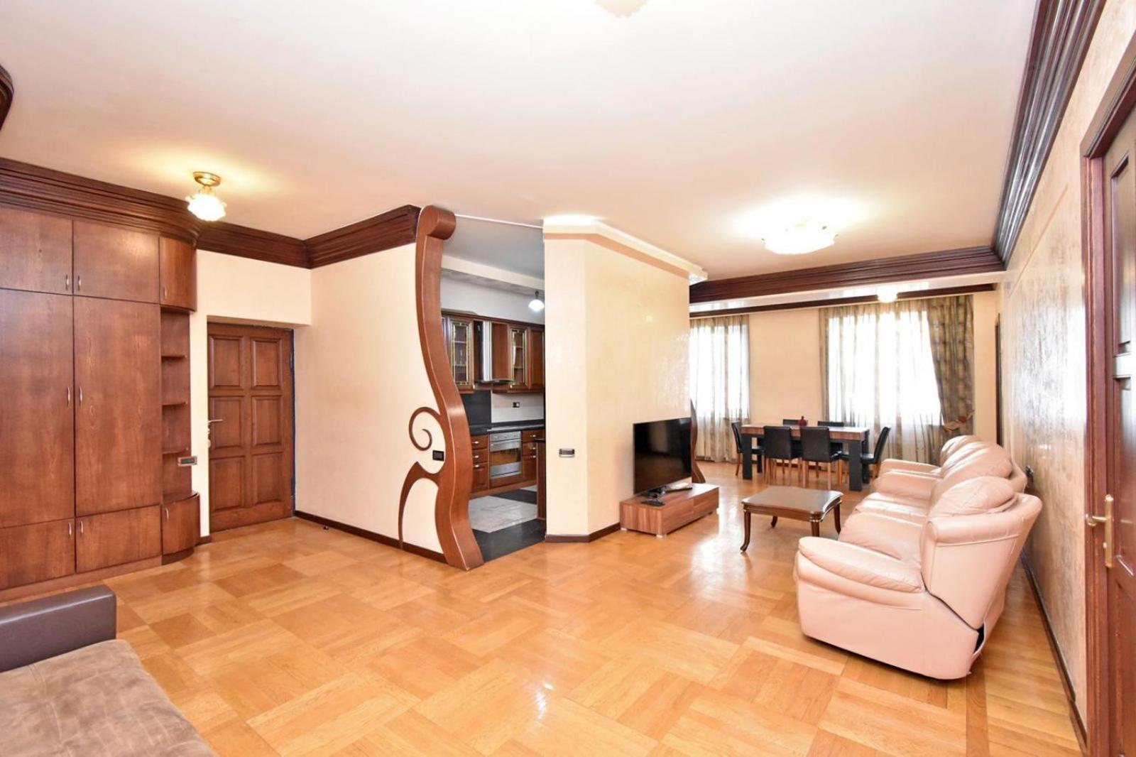 Northern Avenue, 2 Bedrooms Beautiful, New Renovated Apartment Hh35 Yerevan Exterior photo