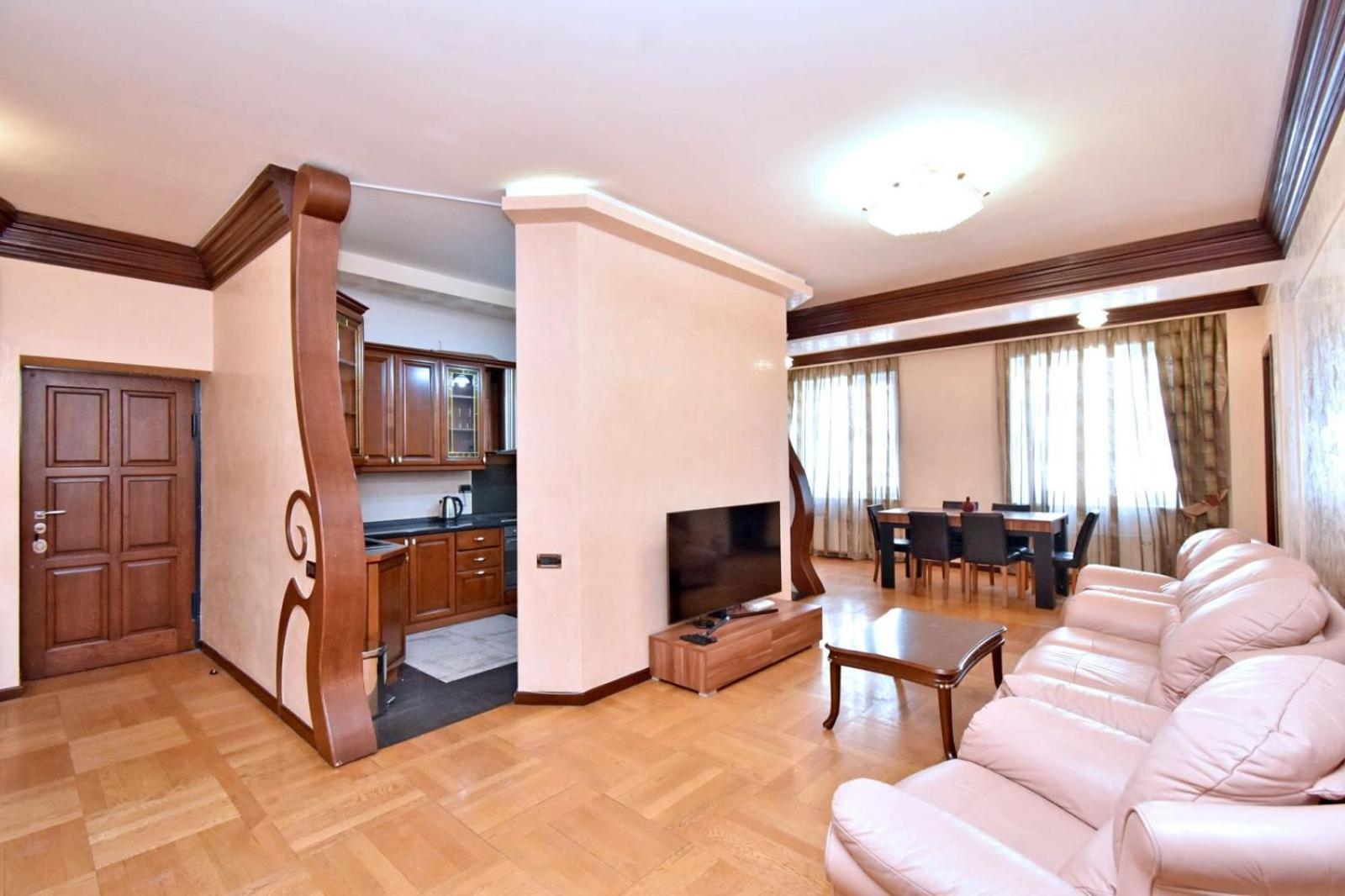 Northern Avenue, 2 Bedrooms Beautiful, New Renovated Apartment Hh35 Yerevan Exterior photo